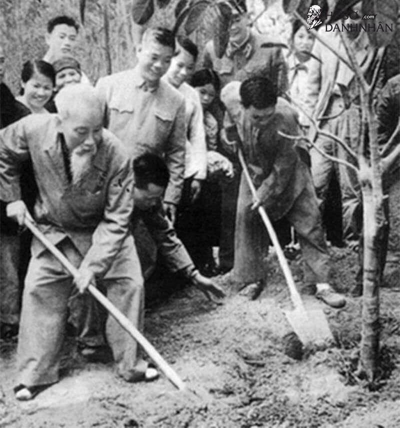 Tiểu sử Hồ Chí Minh - Người cha già vĩ đại của dân tộc Việt Nam (Phần 4): Sống mãi trong tâm trí mỗi người con của mảnh đất hình chữ S thân yêu
