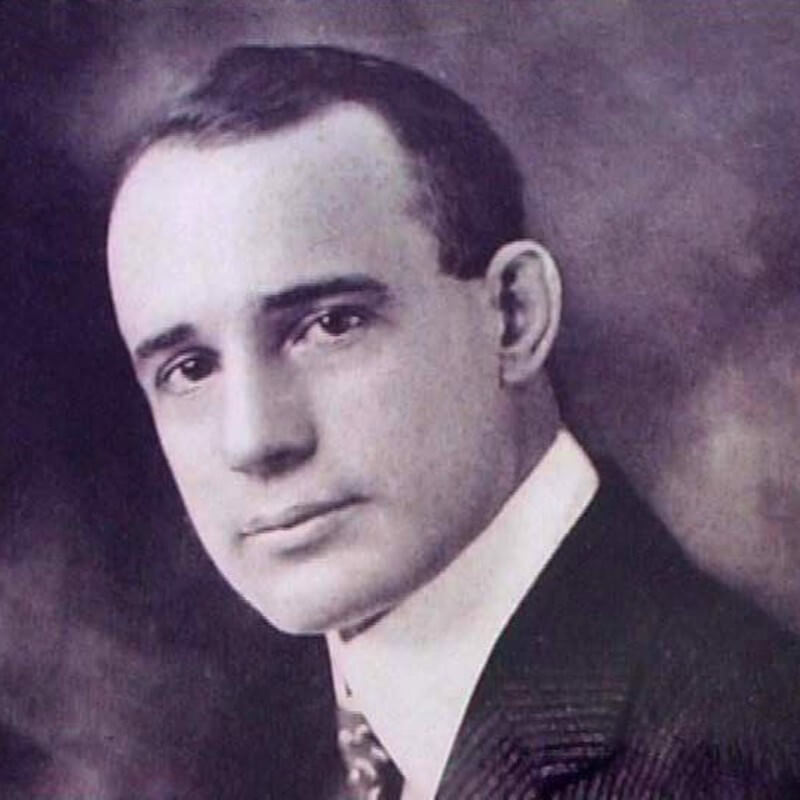 24 câu nói vang danh của Napoleon Hill - Cha đẻ của "Khoa Học Thành Công"