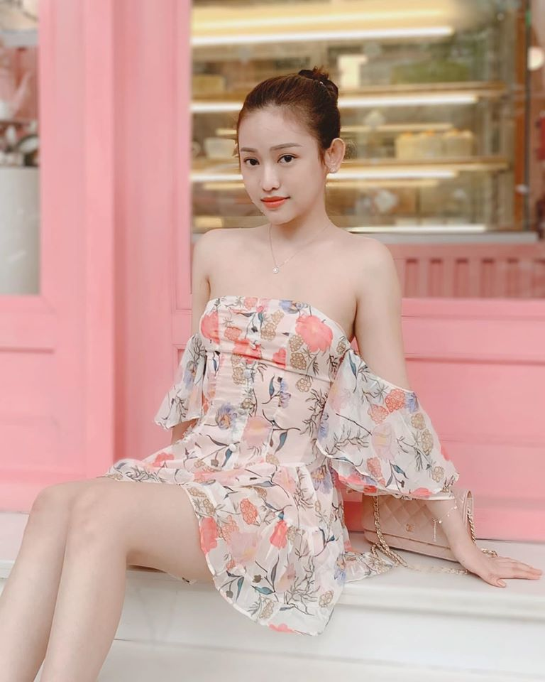 "Hot girl thị phi" Thuý Vi: “Đời chông chênh lắm, ai nói không thích đại gia lo là đang dối lòng”