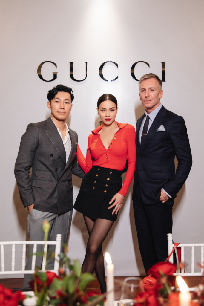 Ca sĩ Hồ Ngọc Hà gây chú ý với nhan sắc qua camera thường khi xuất hiện trong tiệc thân mật của Gucci, giữ vững danh hiệu "Nữ hoàng giải trí"